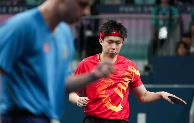 法国队的中 法国队的中