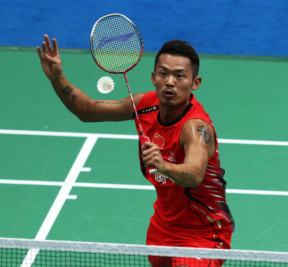 沿着青稞地 沿着青稞地