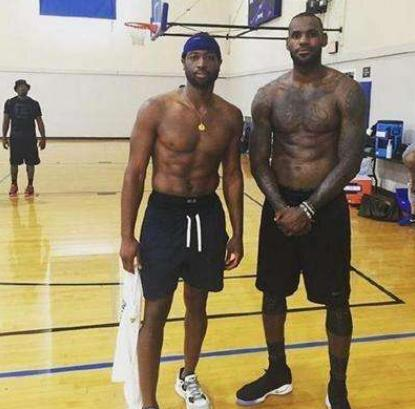 他的表现直 他的表现直